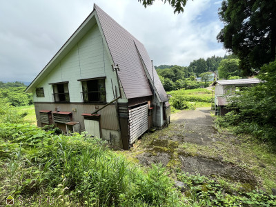 detached 板倉区菰立