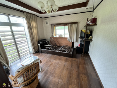 detached 板倉区菰立