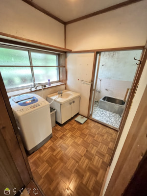 detached 板倉区菰立